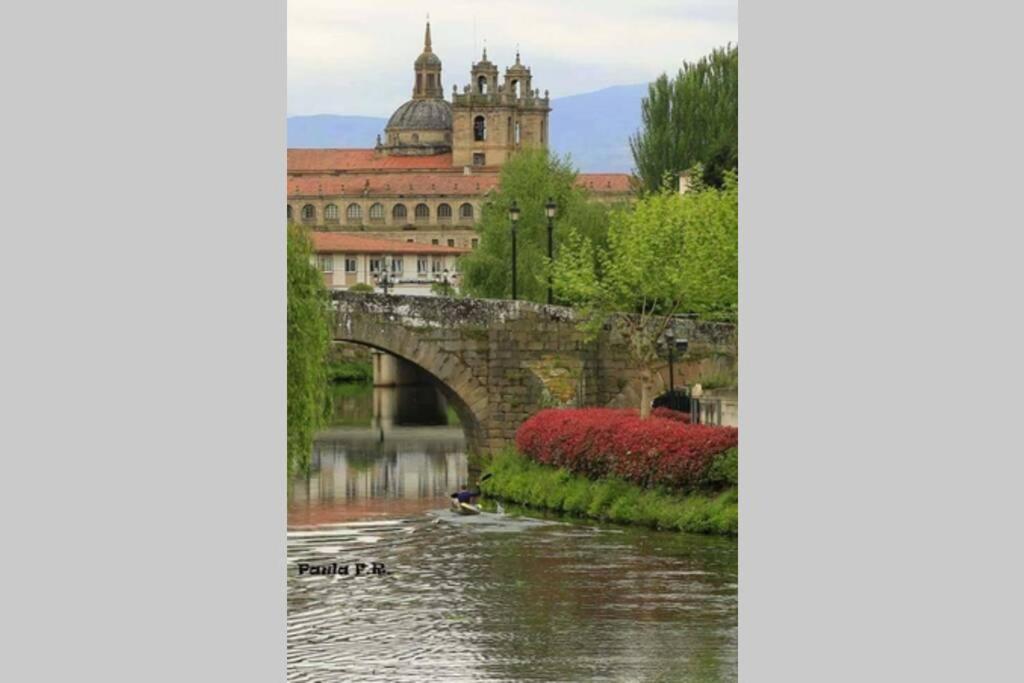 Appartamento Luminoso Loft Monforte De Lemos Esterno foto