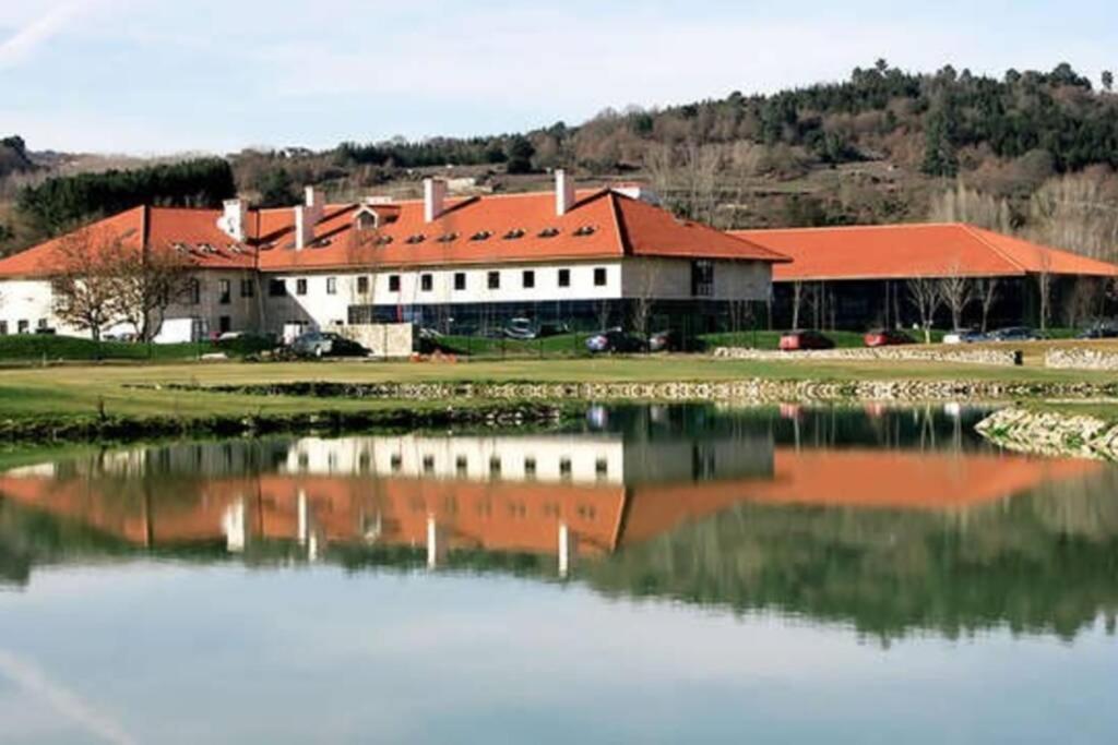 Appartamento Luminoso Loft Monforte De Lemos Esterno foto
